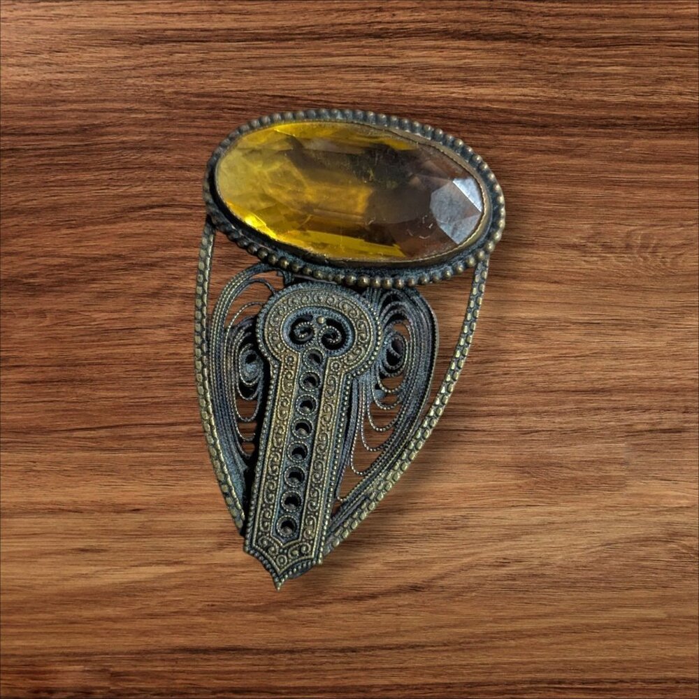 Vintage Czechoslovakia Filigree Goldtone Amber Glass Scarf Bar‎ Pin